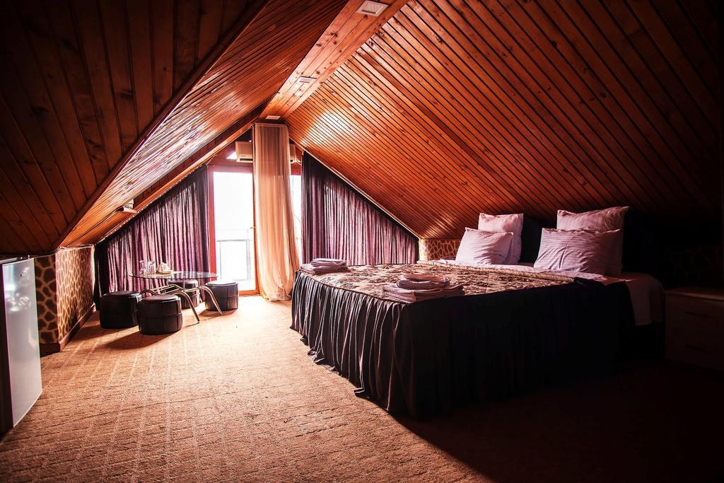 Panorama Eco-Hotel Tiflis Habitación foto