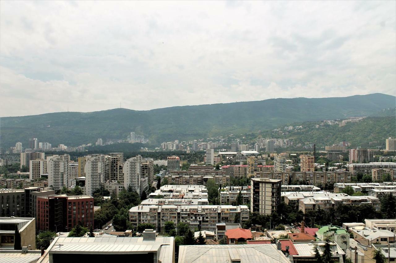Panorama Eco-Hotel Tiflis Exterior foto