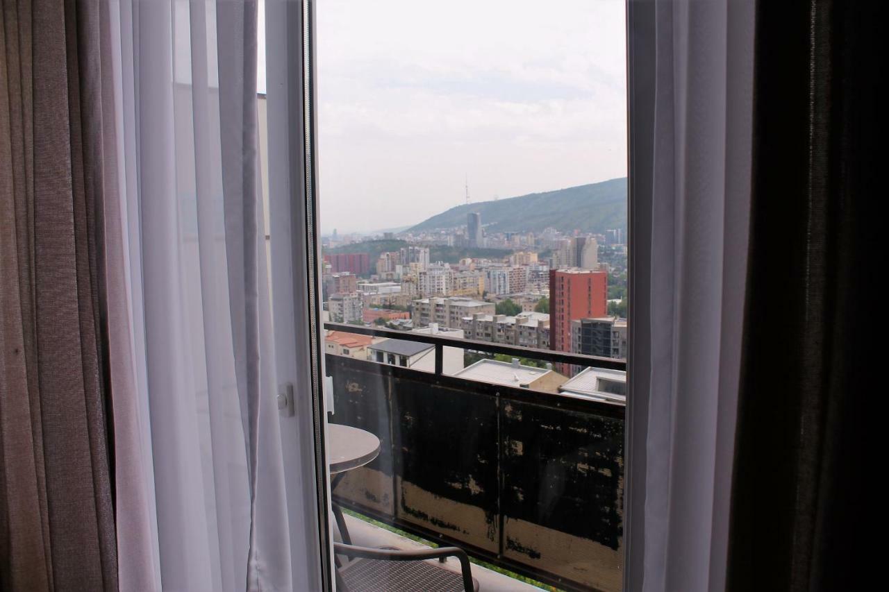 Panorama Eco-Hotel Tiflis Exterior foto