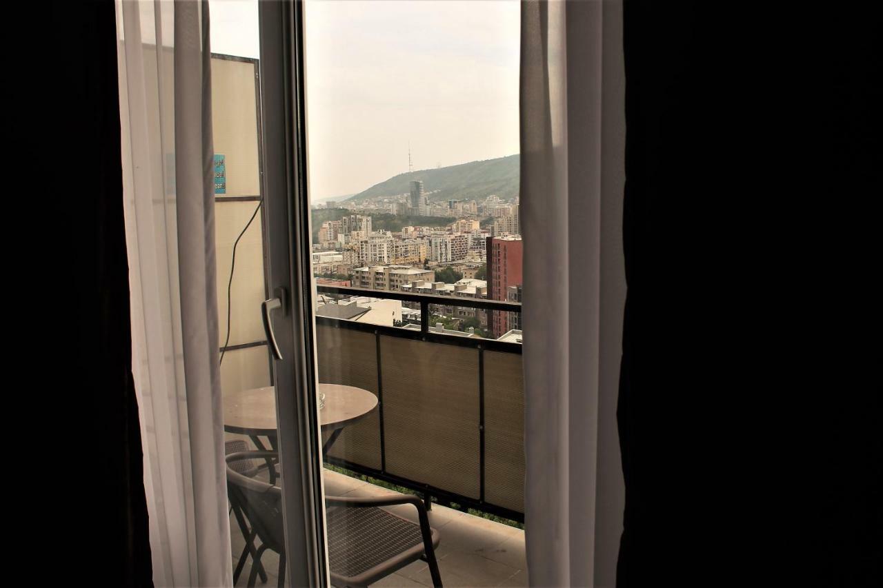 Panorama Eco-Hotel Tiflis Exterior foto